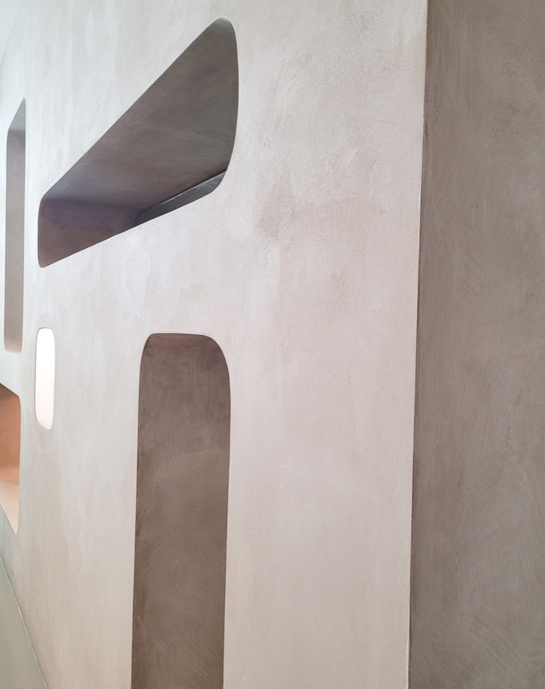 Close-up of a hand-applied mineral wall finish